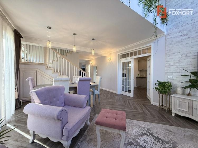 Casa individuala cu 5 camere de vanzare in localitatea Sacalaz - 1