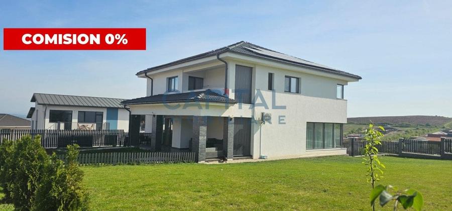 Casa ultrafinisata, garaj, panouri fotovoltaice - 1