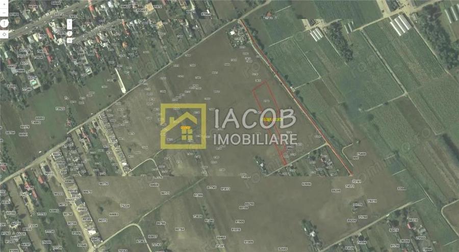 Teren de 8892 mp, în Central - 1