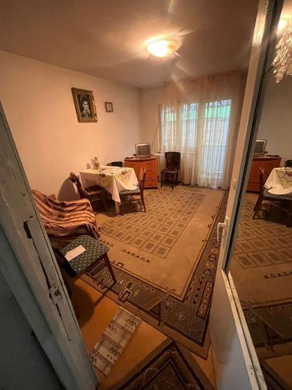 Apartament 3 camere decomandat etaj 4/4, zona vest, bloc fara risc seismic - 6