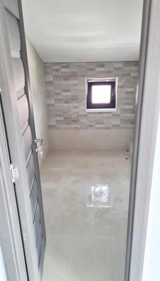 Navodari- casa p+m 4 dormitoare , living , 2 gr sanitare - 5