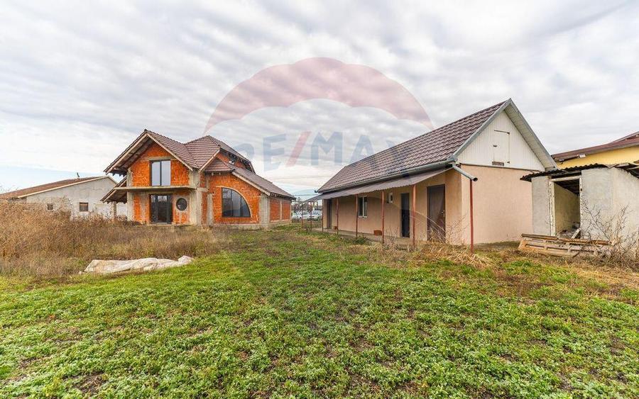 Vila 4 camere si teren 4421mp de vanzare - 11