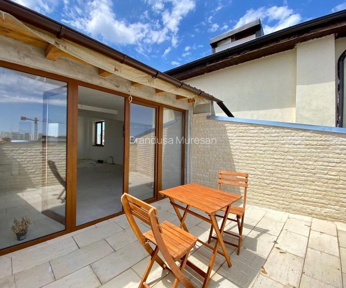 APARTAMENT CU VEDERE PANORAMICA PE STRADA TOAMNEI