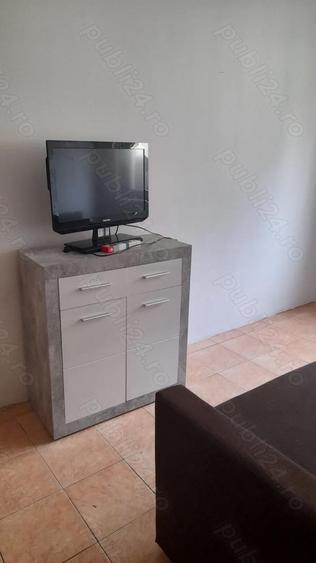 Inchiriez garsoniera 120 euro - 1