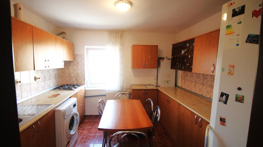 Apartament cu 3 camere in zona Soarelui - 20