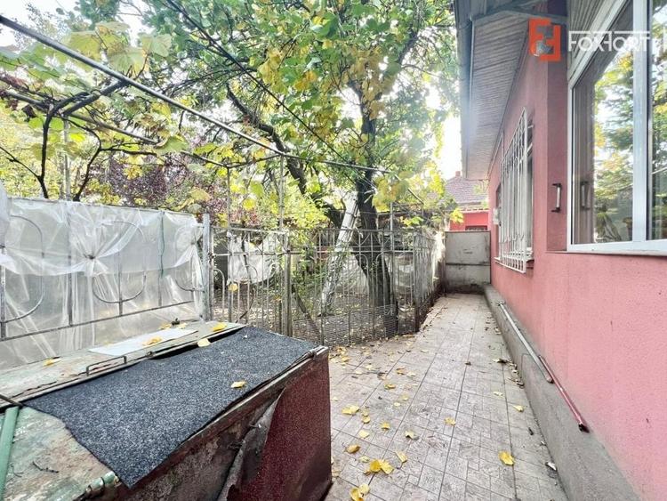 Casa individuala de vanzare cu 3 camere si teren de 510 mp, zona Telegrafului - 18