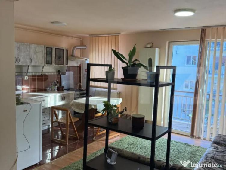 Apartament de inchiriat, 2 camere semidecomandate, 44 mp, b - 1