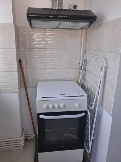 Inchiriez apartament 2 camere - 6