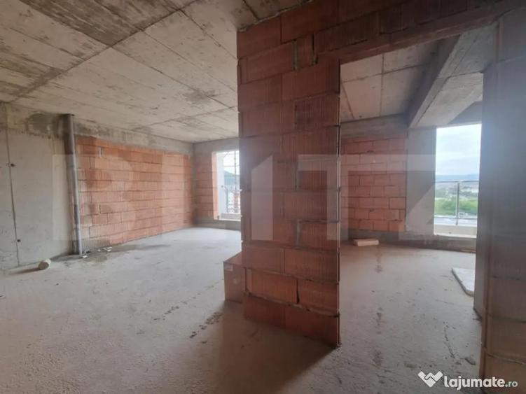 Apartament cu priveliste, 2 camere, 42 mp, terasa 10 mp, zon - 1