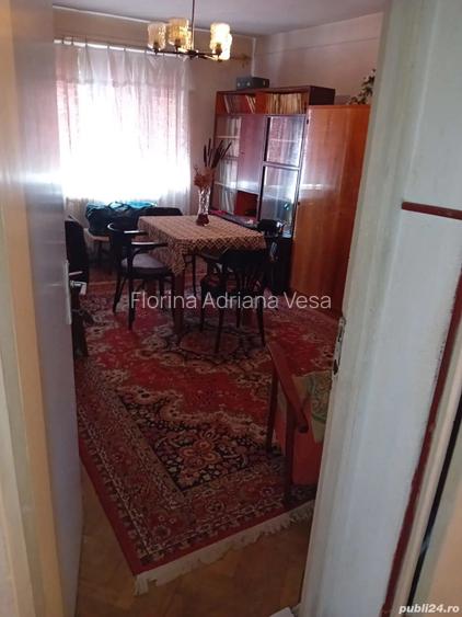 Apartament 3 camere Apartament 3 camere