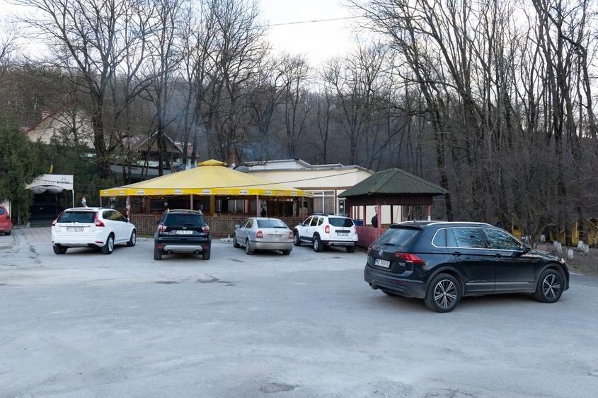 Complex Turistic Padurea  Saru-17 Km de Slatina - 3