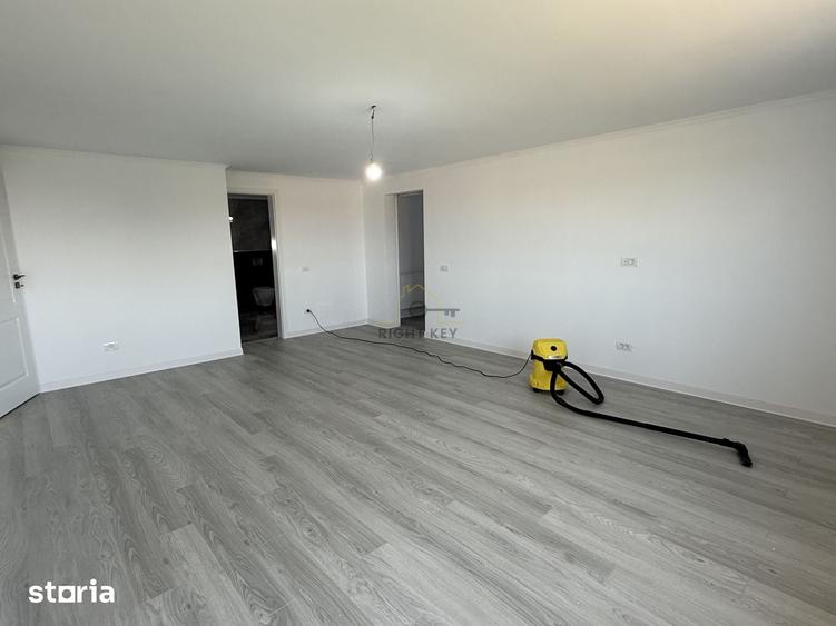 Casă cu 4 camere cu Teren 412 Mp în Țegheș
