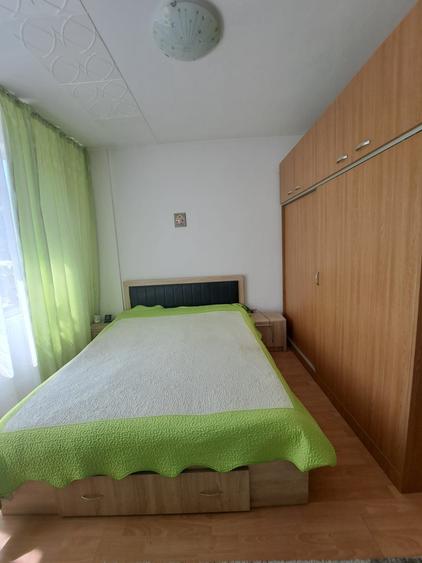 Apartament cu 2 camere decomandat în Uiasca
