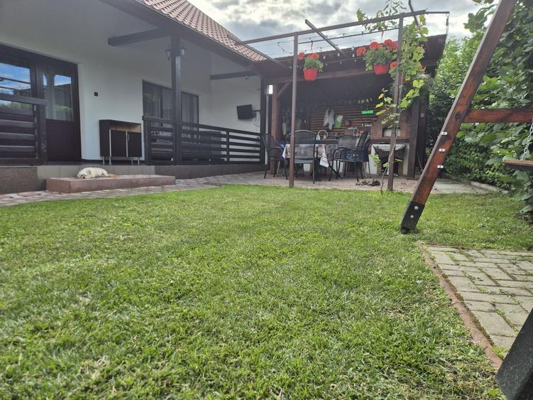 Casă cu 4 camere în Fălticeni