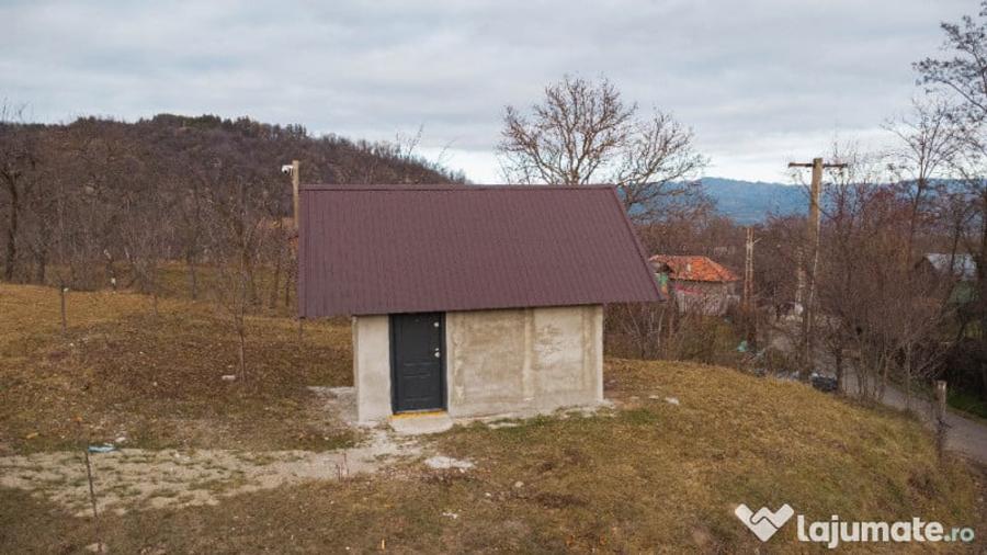 Teren cu suprafa?a de 5100mp amplasat intr-o zona superba de munte - 9