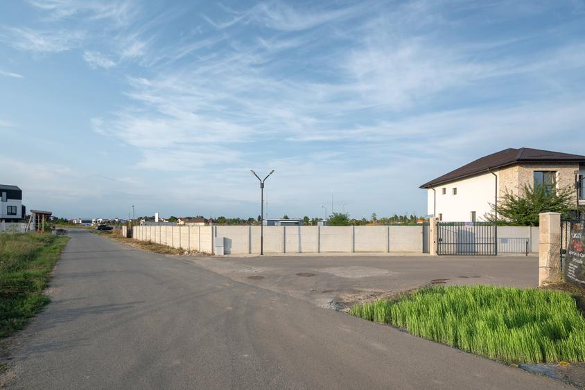 Casă individuală cu 5 camere cu Canalizare în Corbeanca