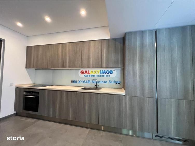 Apartament cu 4 camere decomandat în Primăverii
