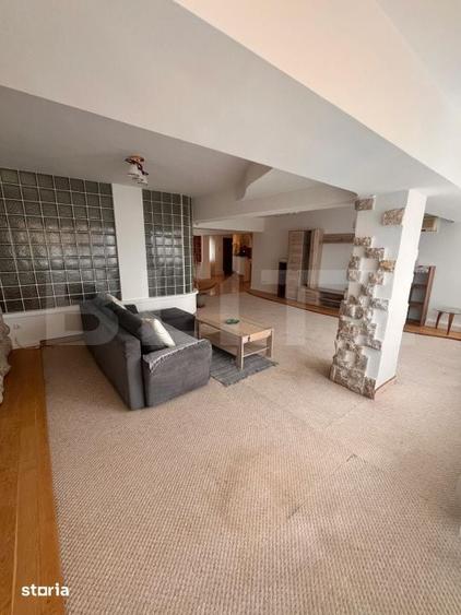 Apartament cu 4 camere decomandat în Central