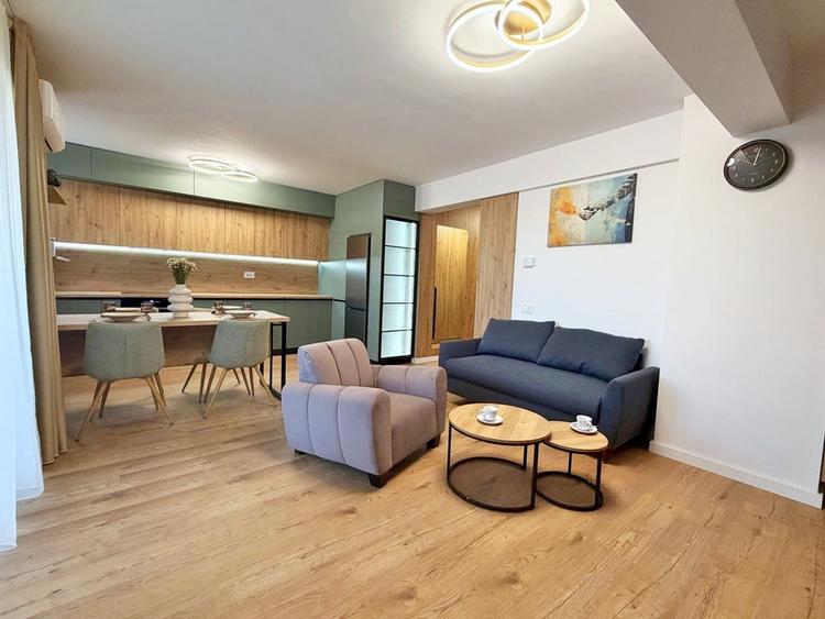 Apartament cu 2 camere decomandat în Iosia