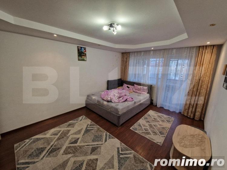 Apartament cu 3 camere decomandat în Ampoi 2