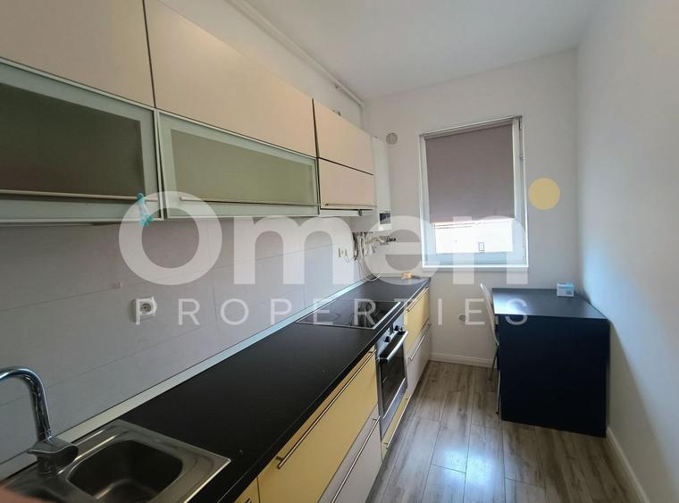 Apartament cu 2 camere semidecomandat, mobilat în Est