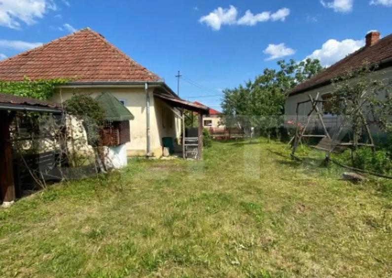 Casa de vanzare, 2 camere, 80 mp, zona Marius, langa Valea - 2