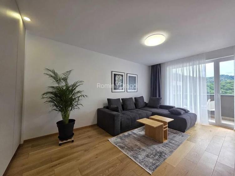 Apartament cu 2 camere decomandat, mobilat în Astra