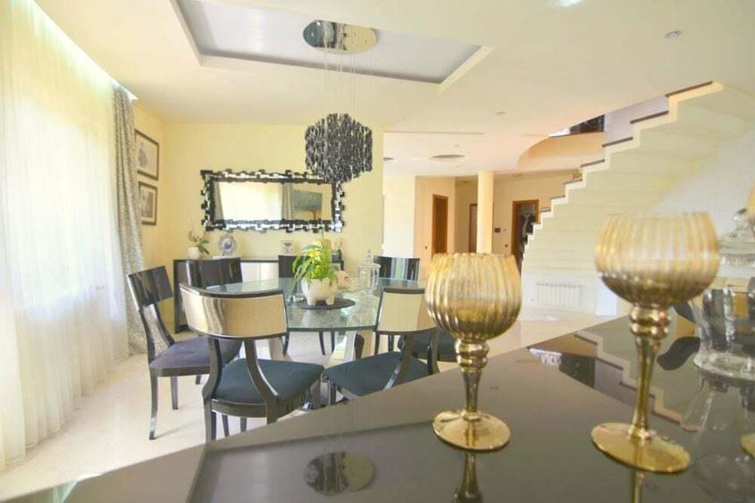 Vila cu piscina si teren generos-Braytim Timisoara - 11