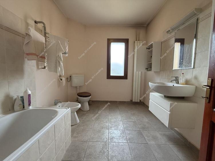 Casa individuala spatioasa | Teren 651 mp Zona Planetelor - Giroc - 16