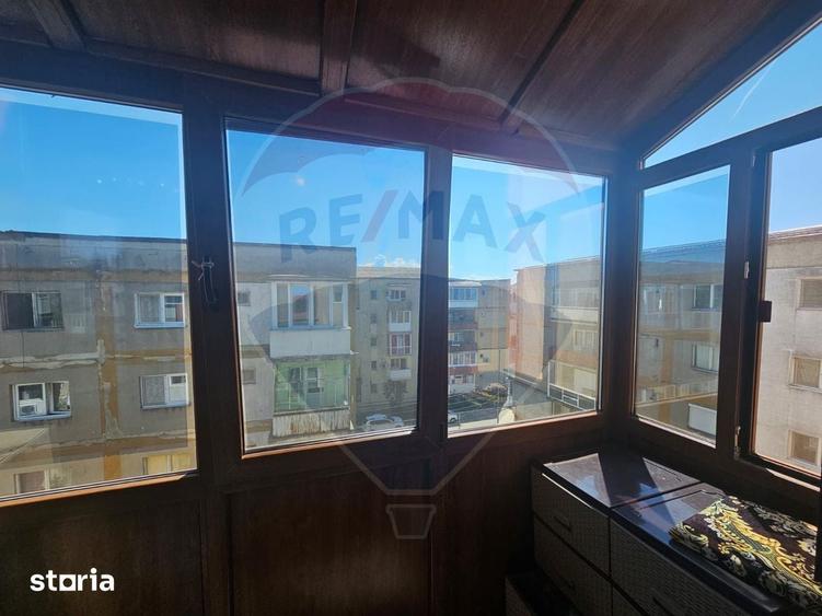 Apartament de vanzare - 5