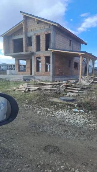 Casa individuala 4 camere Cristian,casa la rosu! - 14