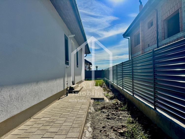 Casă individuală cu 4 camere cu Canalizare în Cristian
