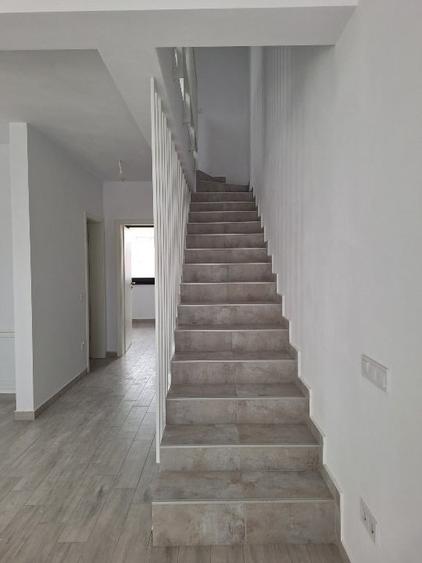 Casa noua, incalzire in pardoseala, 2 locuri de parcare, Se accepta credit - 10