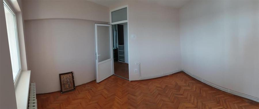 Calarasilor-ANAF - vedere la Dunare 3 camere 100mp - 6