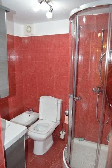 Ap 4 camere intrare stradala str. Agricultori 80 - 4