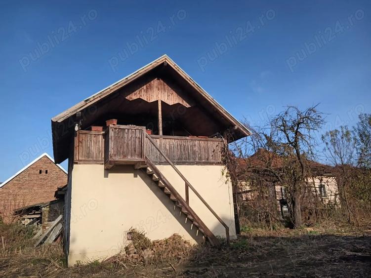 Vand casa in Mihaiesti jud.Hunedoara .Detali la tel. . - 9