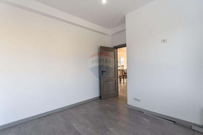 CASE NOI ÎN ARHITECTURĂ ALPINO-MODERNĂ CU ALEE PRIVATA | CRISTIAN - 40