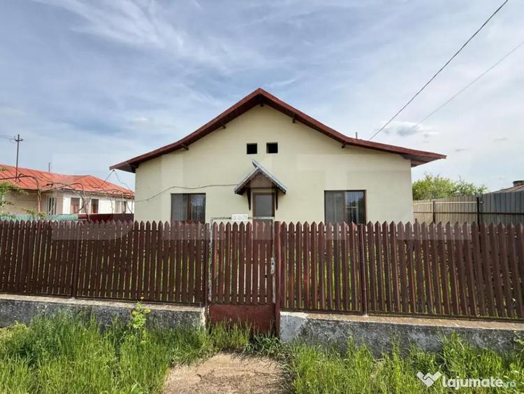 Casa de vanzare in Strejnicu ideala pentru locuit sau in - 5