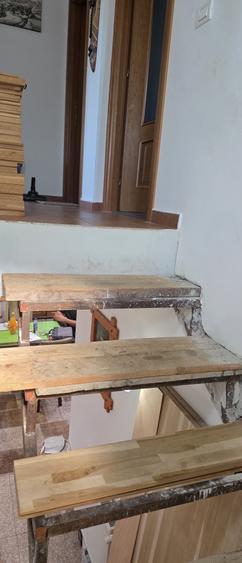 Vila de vanzare cu teren generos zona Ciolpani - 30