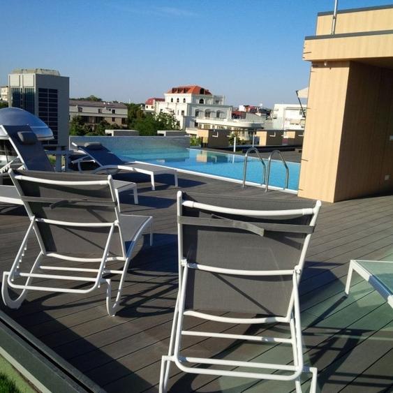 Apartament 2 dormitoare cu gradina mobilat - 1
