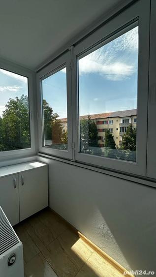 De vanzare - Renovat - Mobilat - 4