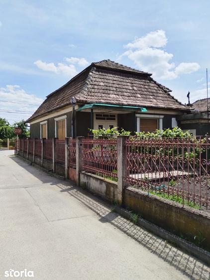 Casa individuala , 3 camere , 244 mp teren - 11