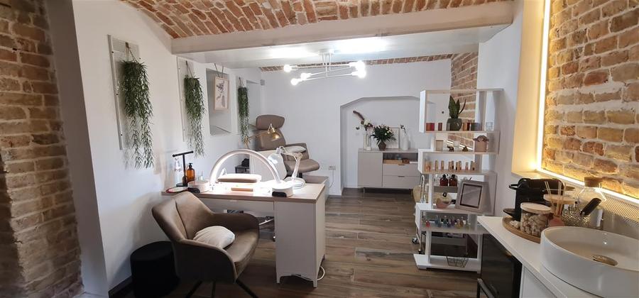 Spatiu comercial renovat recent, langa Primarie - Tribunal - TUR VIRTUAL - 8