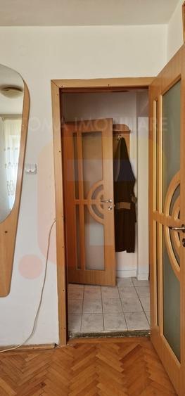 Apartament 3 camere de vânzare, etaj 2 din 4, Aleea Tiparului - 15