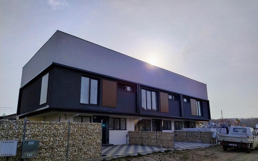 Casa tip triplex cu gradina privata si 2 locuri de parcare incluse - 14