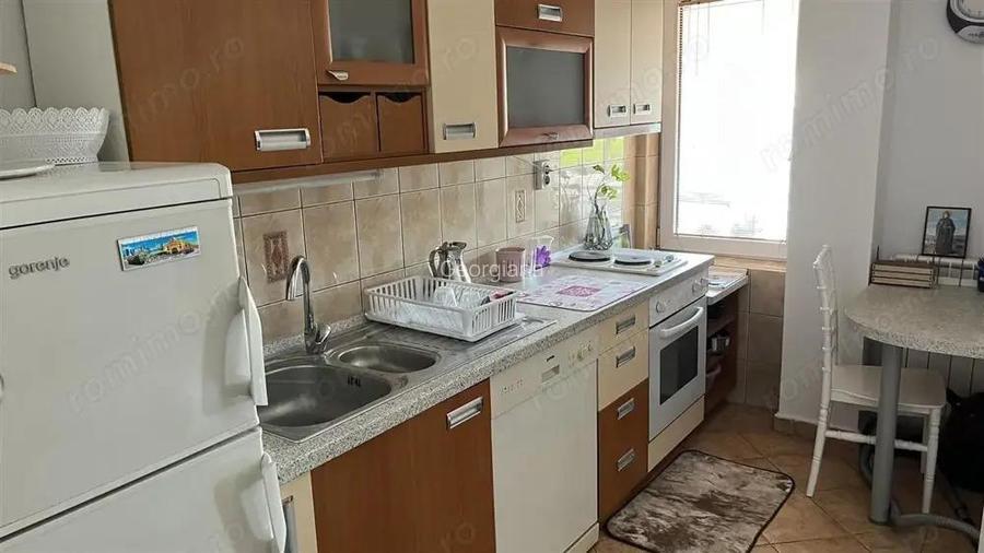 Apartament complet mobilat ?i utilat in zona Complex Studentesc