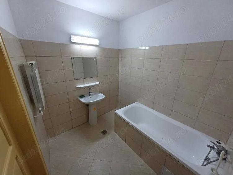 proprietar ofer spre inchiriere casa la curte - 1