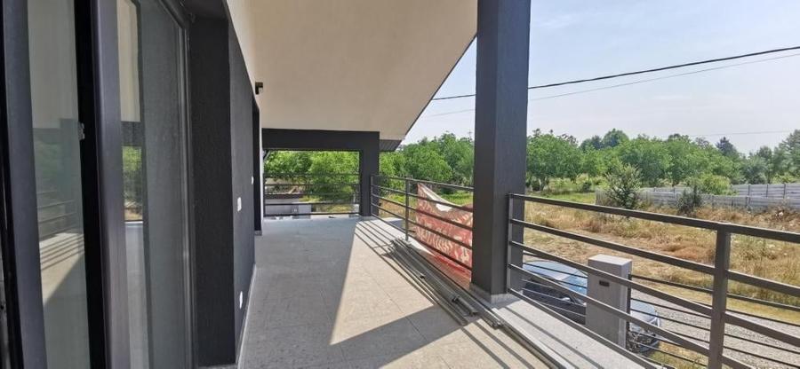 Vila Balotesti - aproape de lac, acces rapid DN1-A3-A0 - 5