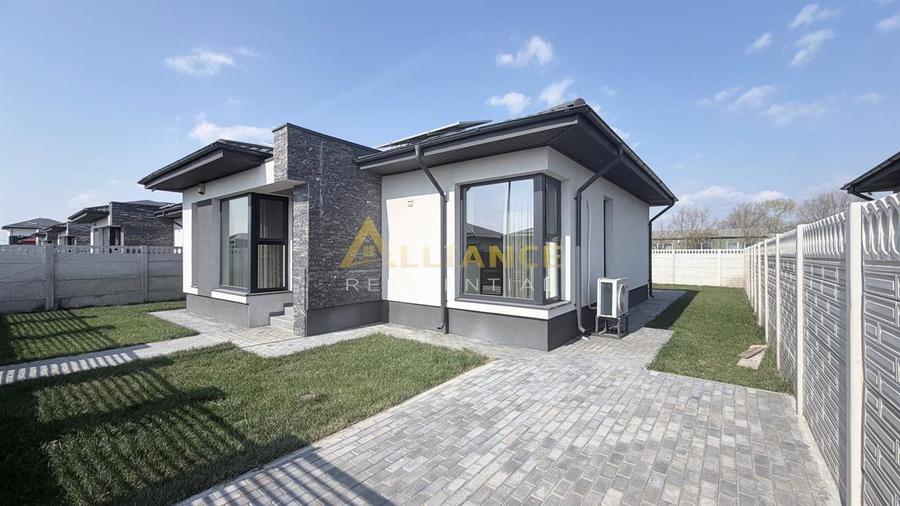 Casa Individuala - 3 camere, 2 bai, pompa de caldura, panouri solare - 8