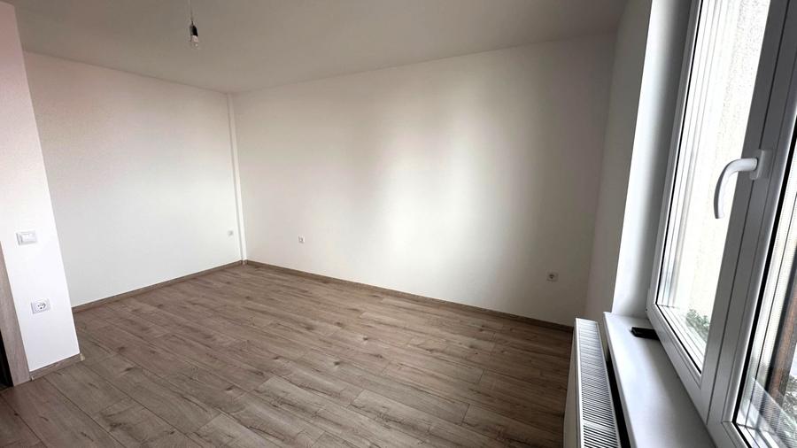 Apartament cu 3 camere în Șura Mică